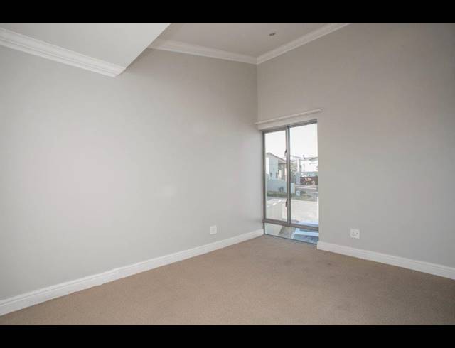 3 BEDROOM CLUSTER TO LET IN CRAIGAVON